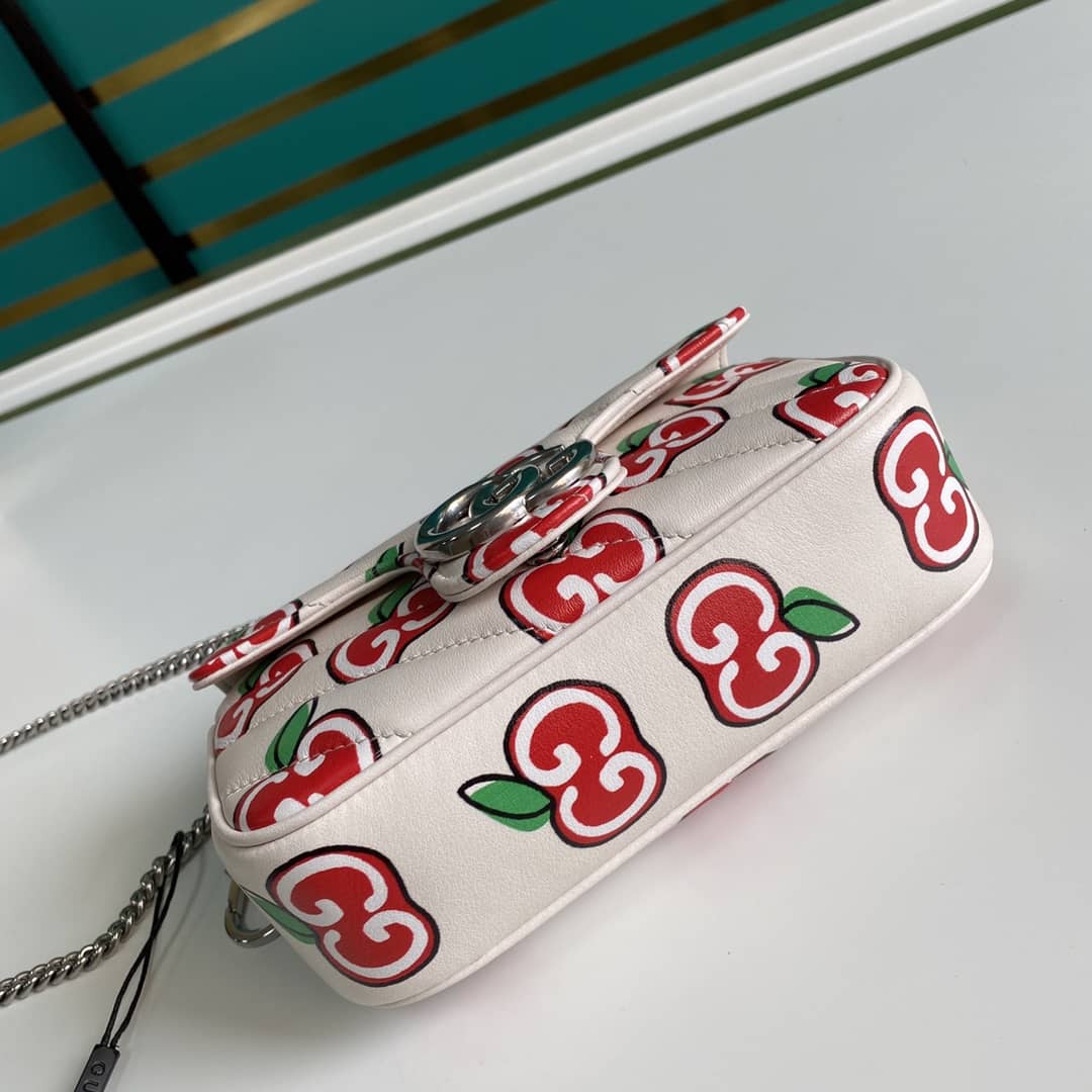 Gucci GG Marmont Matelassé Mini Crossbody Bag Replica 476433