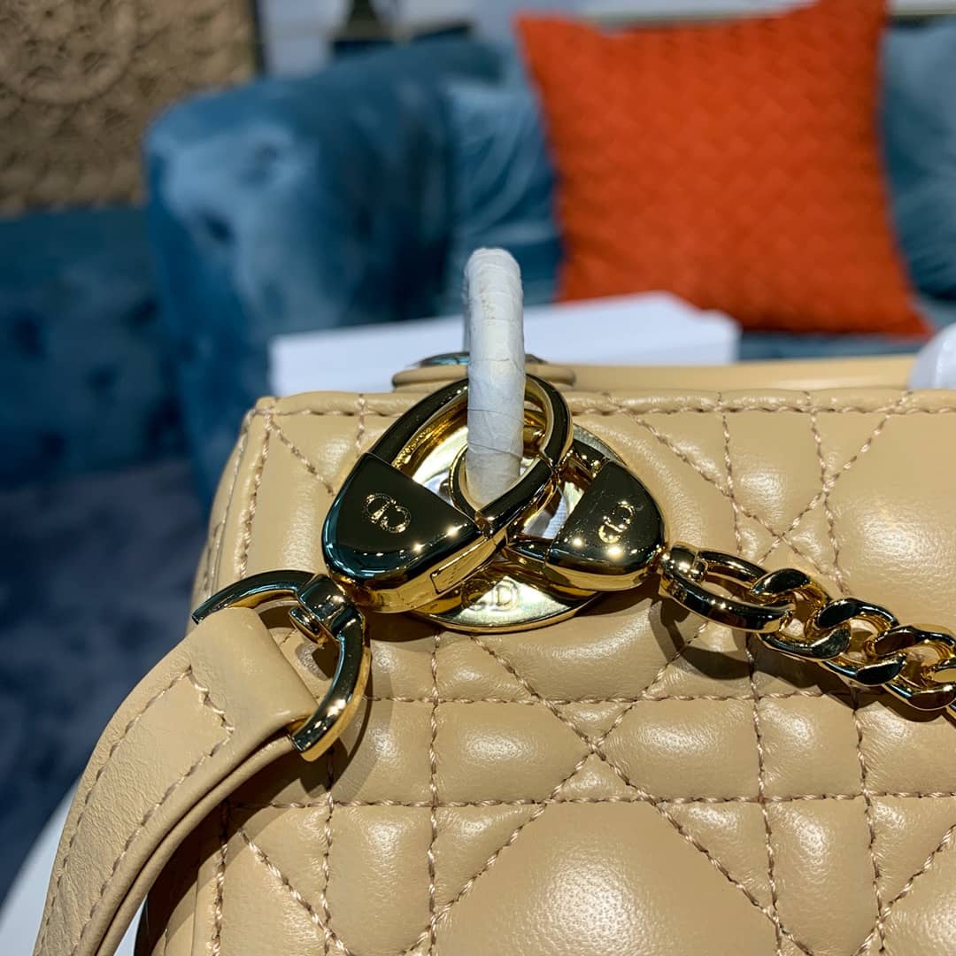 Christian Dior Lady Dior 17CM Replica Bag
