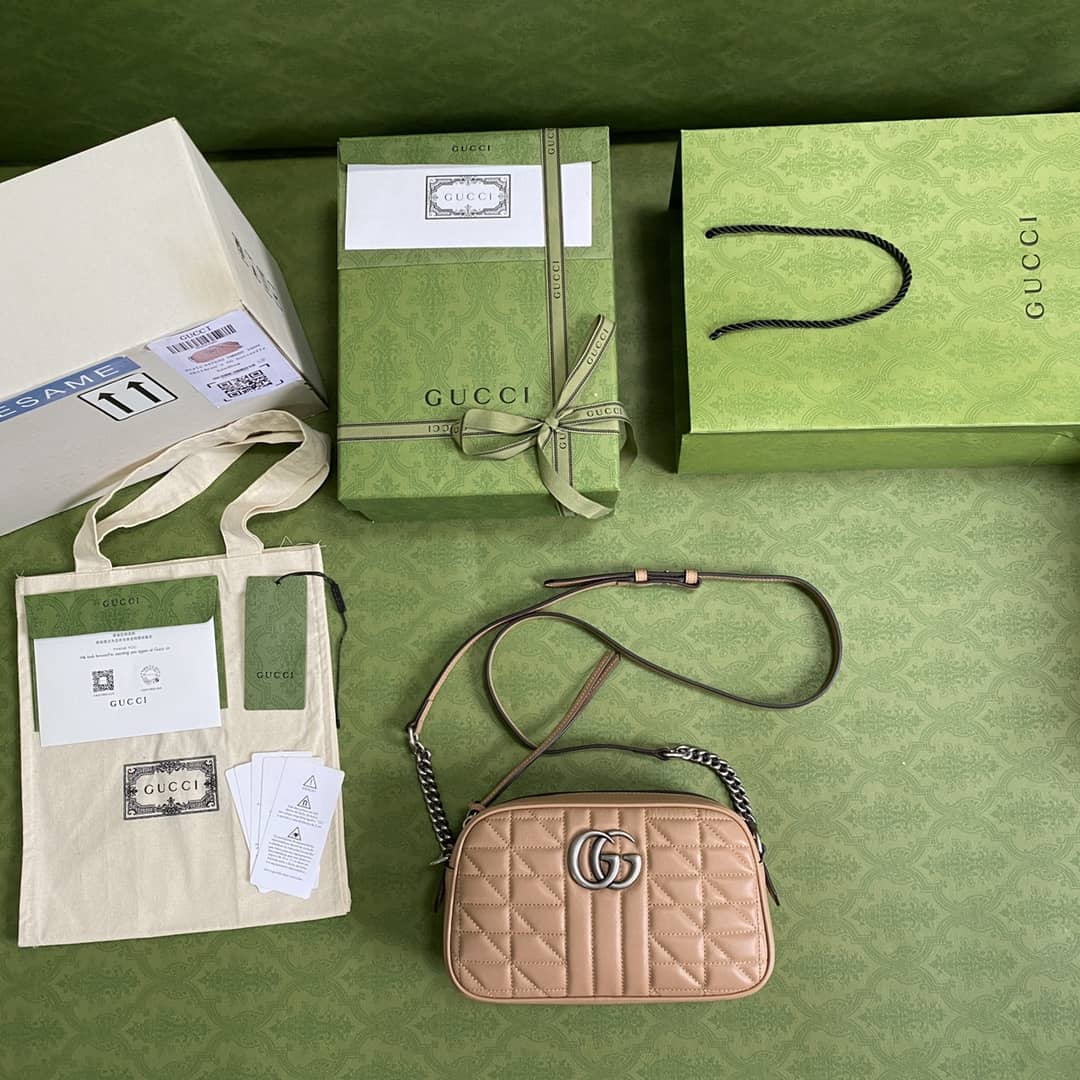 Gucci Marmont Dupe GG Small Matelassé Shoulder Bag Replica 447632