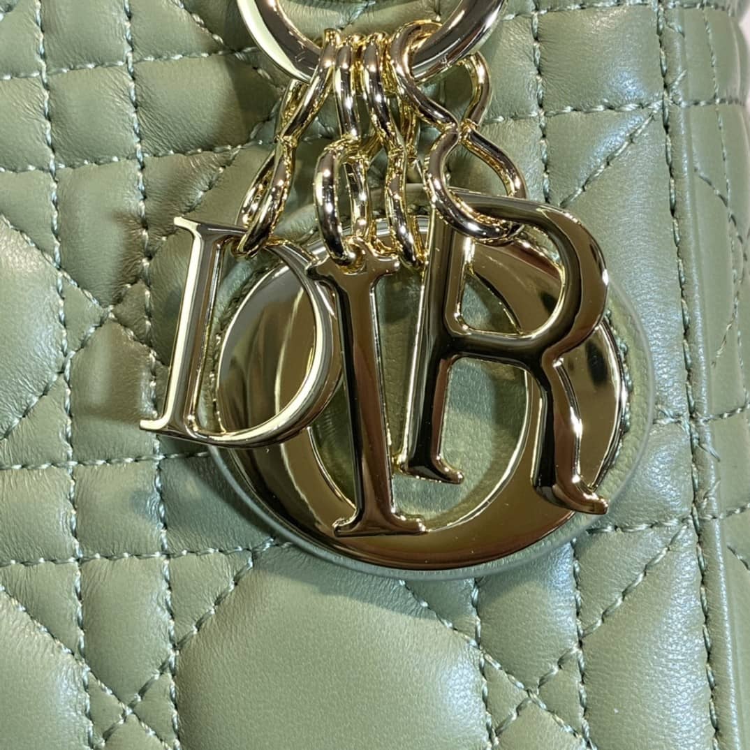 Christian Dior Lady Dior 17CM Replica Bag