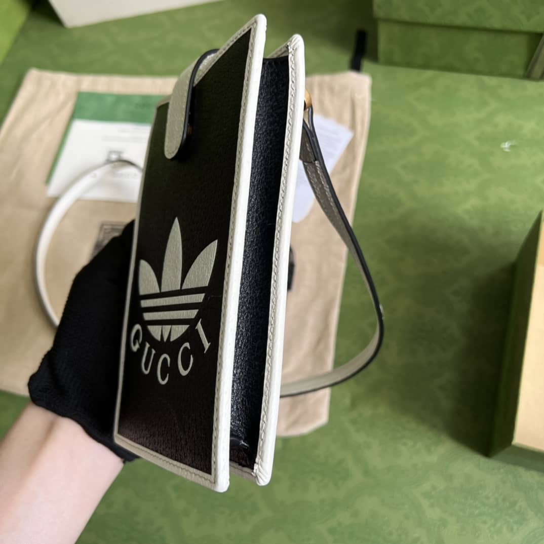 Gucci x Adidas Smartphone Case 702203 Replica Crossbody Bag