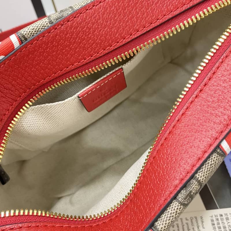 Gucci Supreme Canvas Camera Bag Replica Red 574886