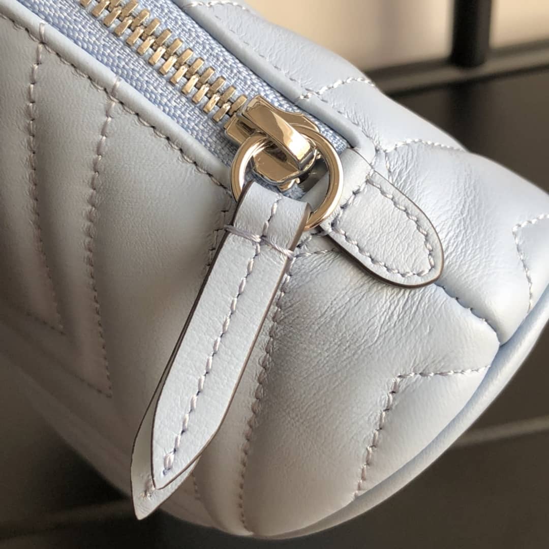 Gucci GG Marmont Quilted Vanity Bag Replica Blue 625690