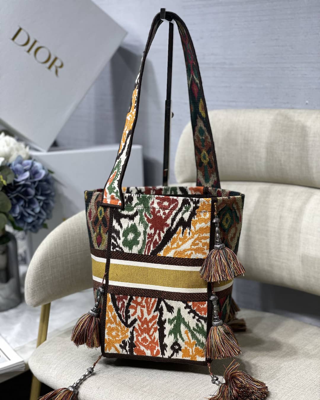 Christian Dior CD Bubble Embroidered Replica Bucket Bag