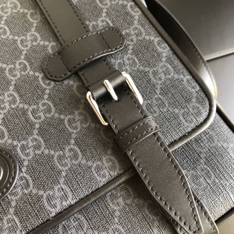 Gucci GG Supreme Canvas Messenger Bag Replica Black 658542