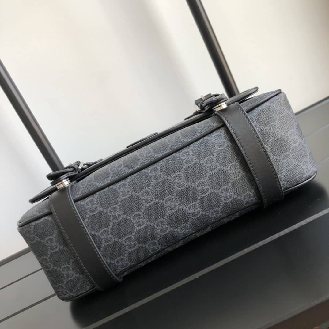 Gucci GG Supreme Canvas Messenger Bag Replica Black 658542
