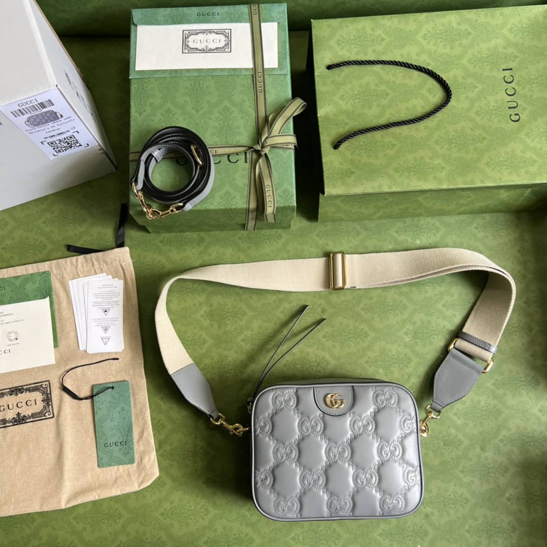 Gucci GG Matelassé Leather Shoulder Crossbody Handbag 702234 Replica