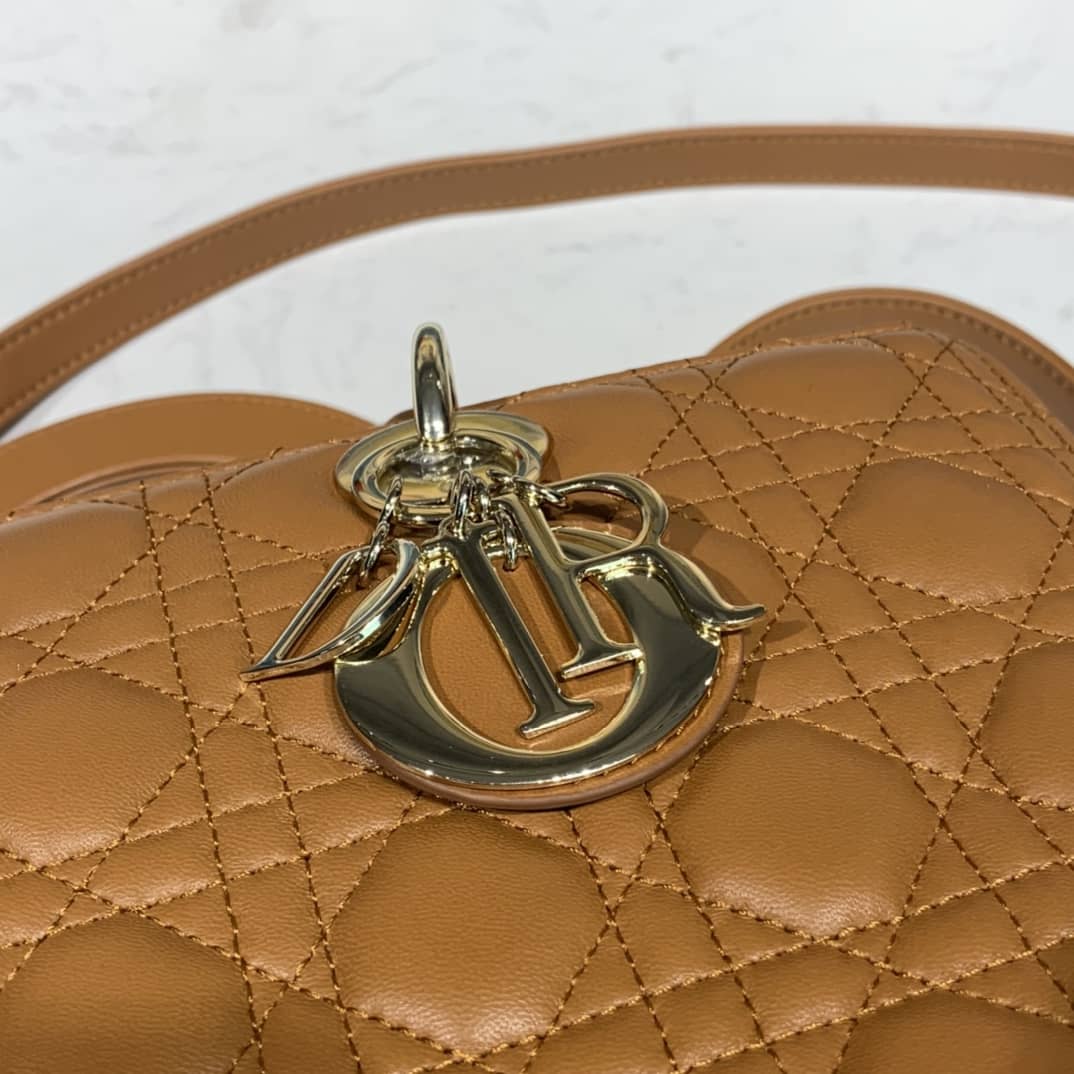 Christian Dior Lady Dior 32CM Replica Bag