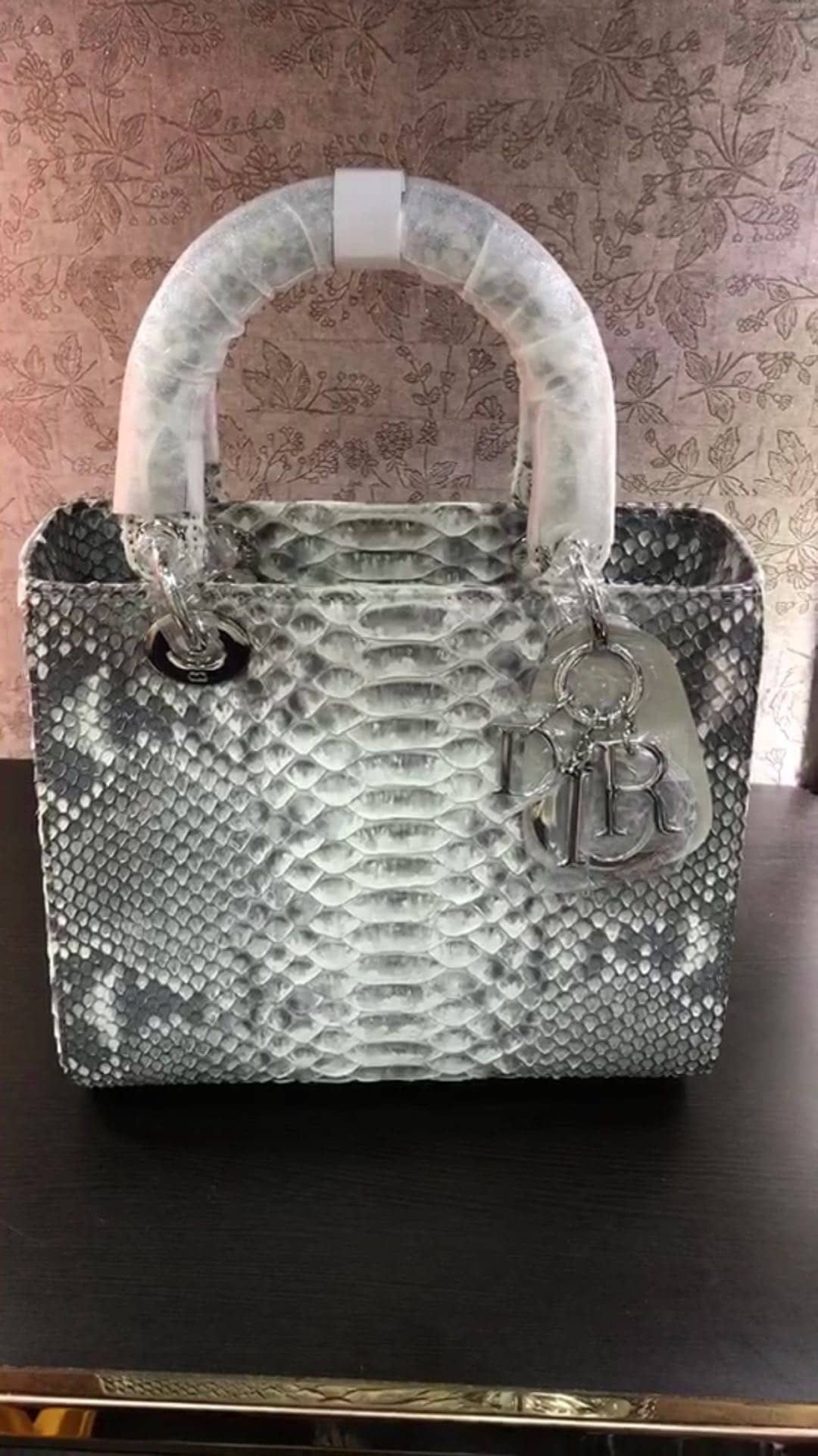 Christian Dior Lady Dior 24CM Replica Bag