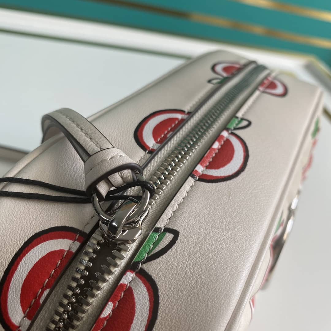 Gucci Marmont Dupe GG Small Matelassé Shoulder Bag Replica 447632