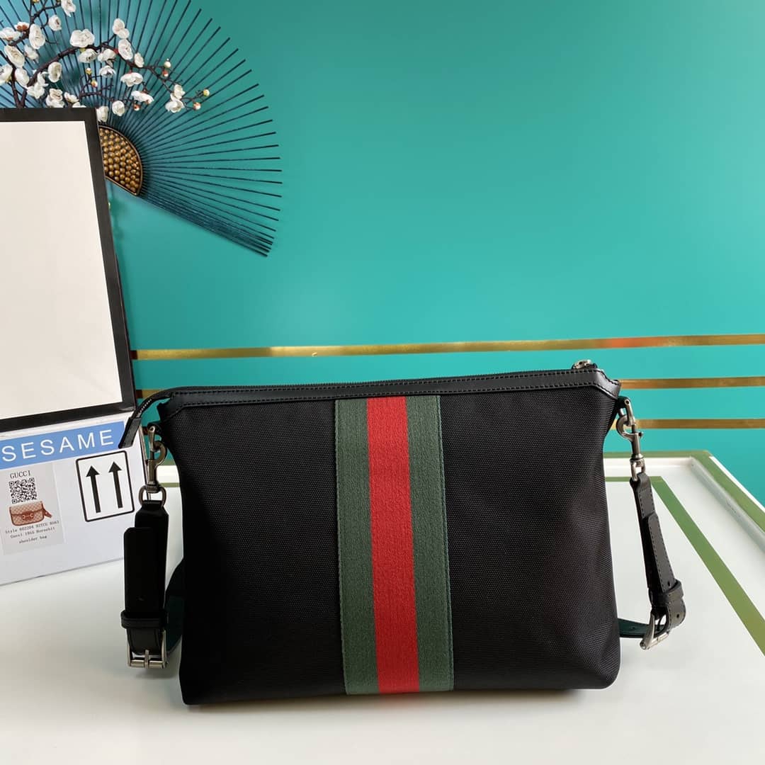 Gucci Supreme GG Messenger Bag Replica 523335