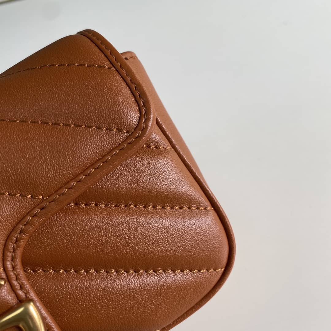 Gucci GG Marmont Matelassé Mini Crossbody Bag Replica 476433