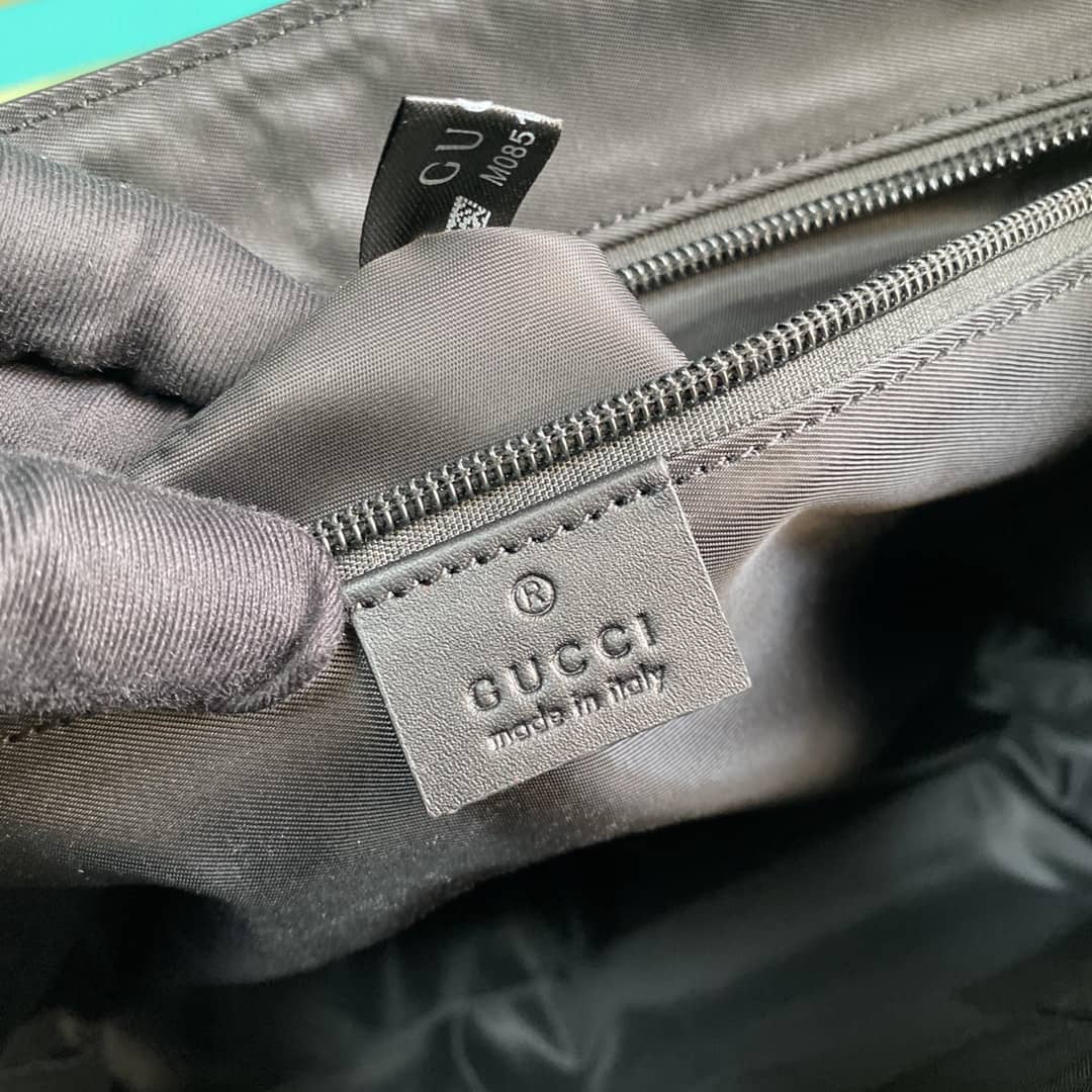Gucci GG Supreme Messenger Shoulder Bag Replica 475432
