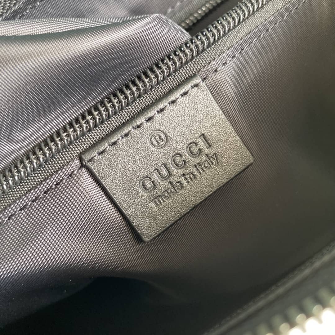 Gucci Supreme GG Messenger Bag Replica 523335