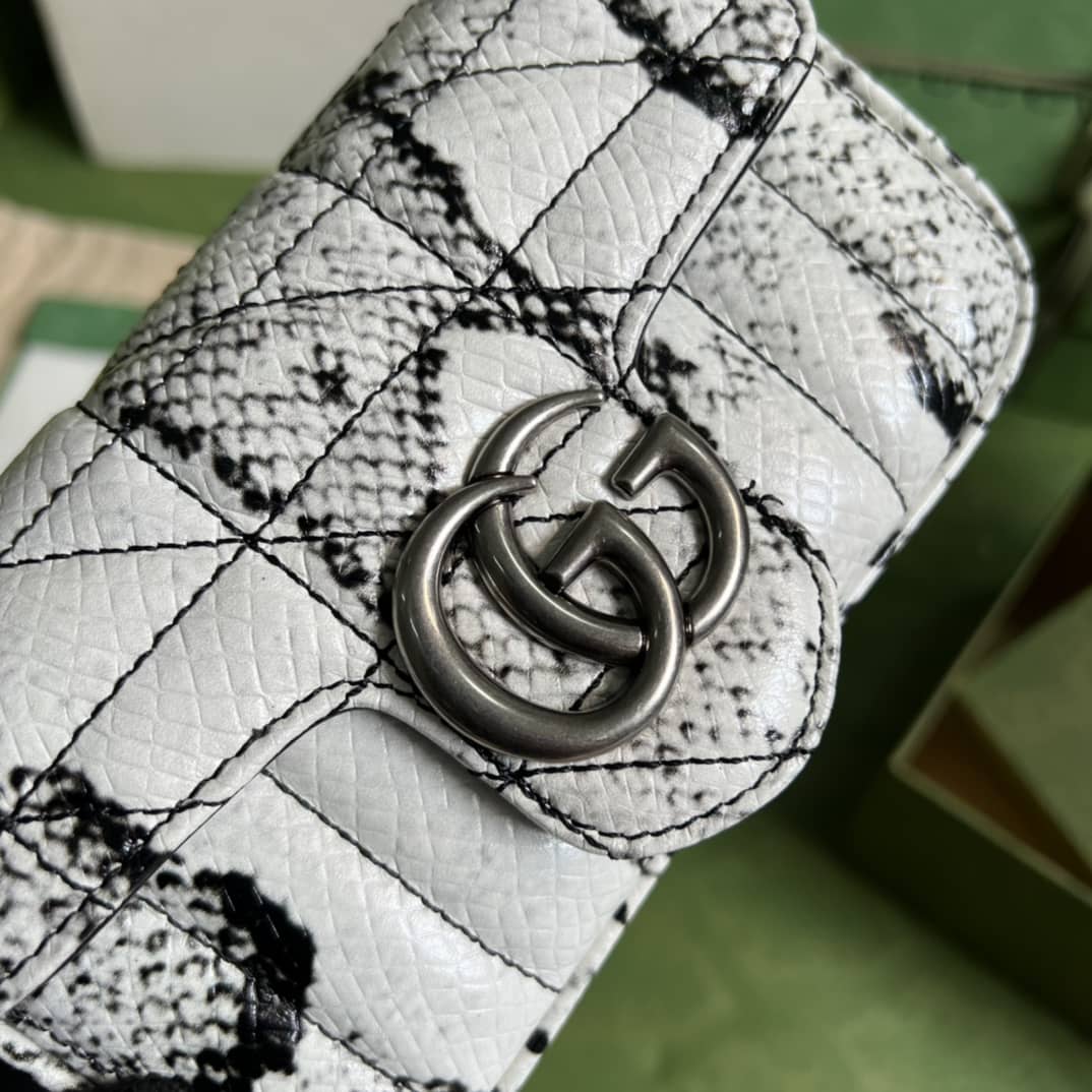 Gucci GG Marmont Quilting Super Mini 476433 Replica Crossbody Bag