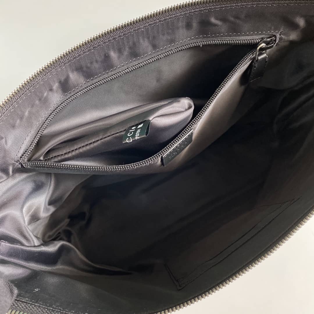 Gucci Supreme GG Messenger Bag Replica 523335