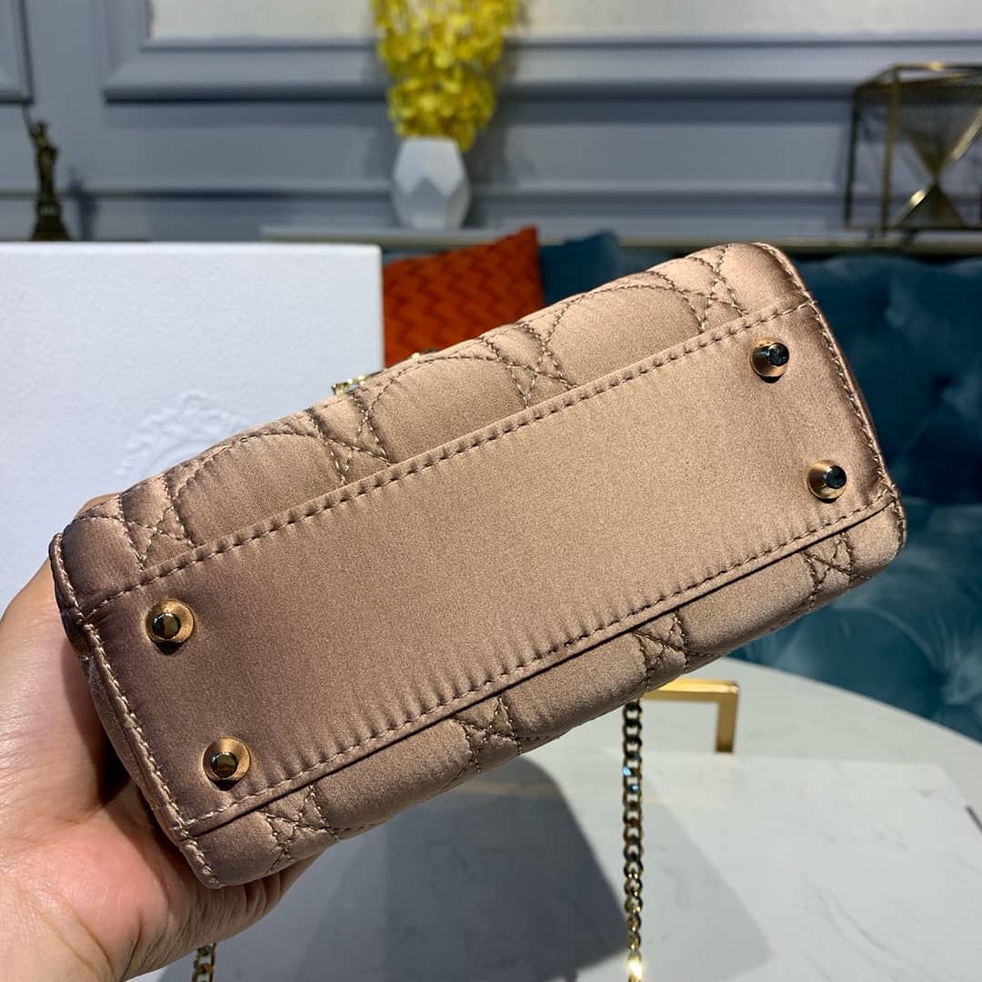 Christian Dior Lady Dior 17CM Replica Bag