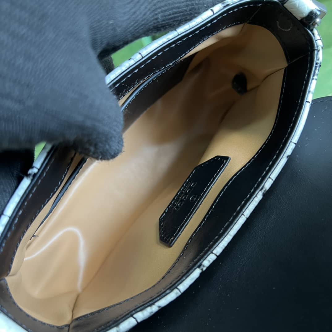 Gucci GG Marmont Mini Leather Top Handle Crossbody Bag 547260 Replica