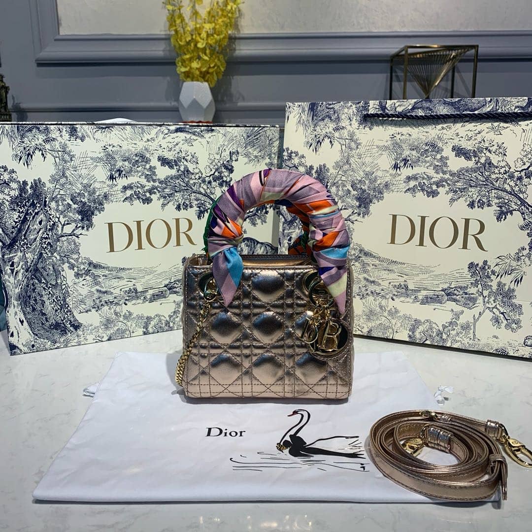 Christian Dior Lady Dior 17CM Replica Bag