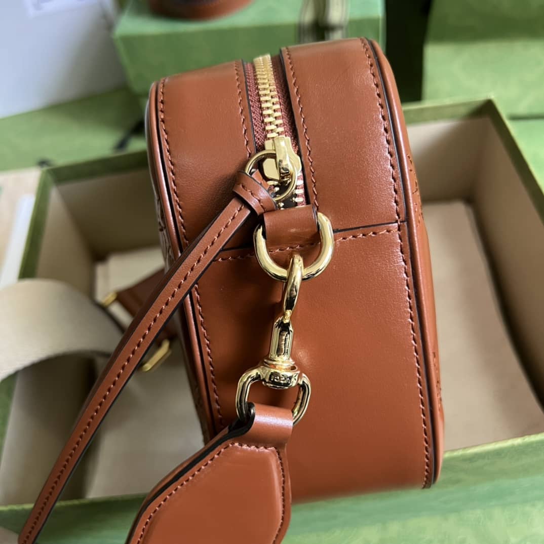 Gucci GG Matelassé Leather Shoulder Crossbody Handbag 702234 Replica
