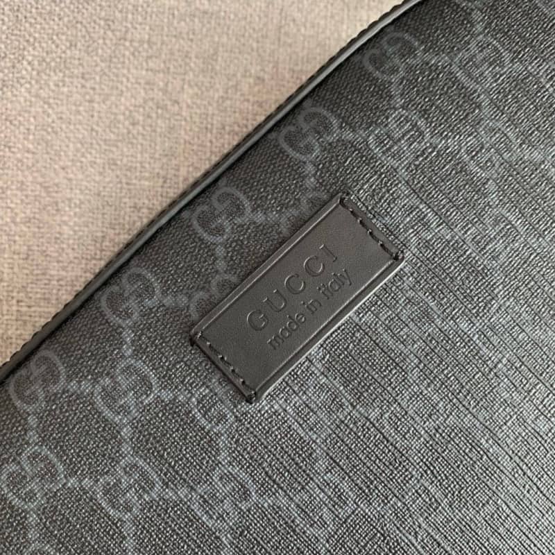 Gucci Supreme Canvas Camera Bag Replica Black 574886