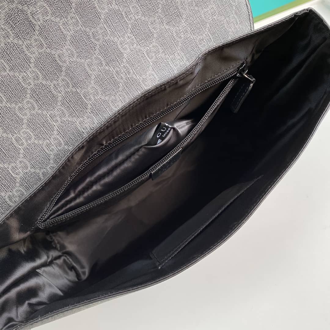 Gucci GG Supreme Messenger Shoulder Bag Replica 475432