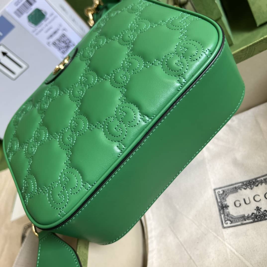 Gucci GG Matelassé Leather Shoulder Crossbody Handbag 702234 Replica