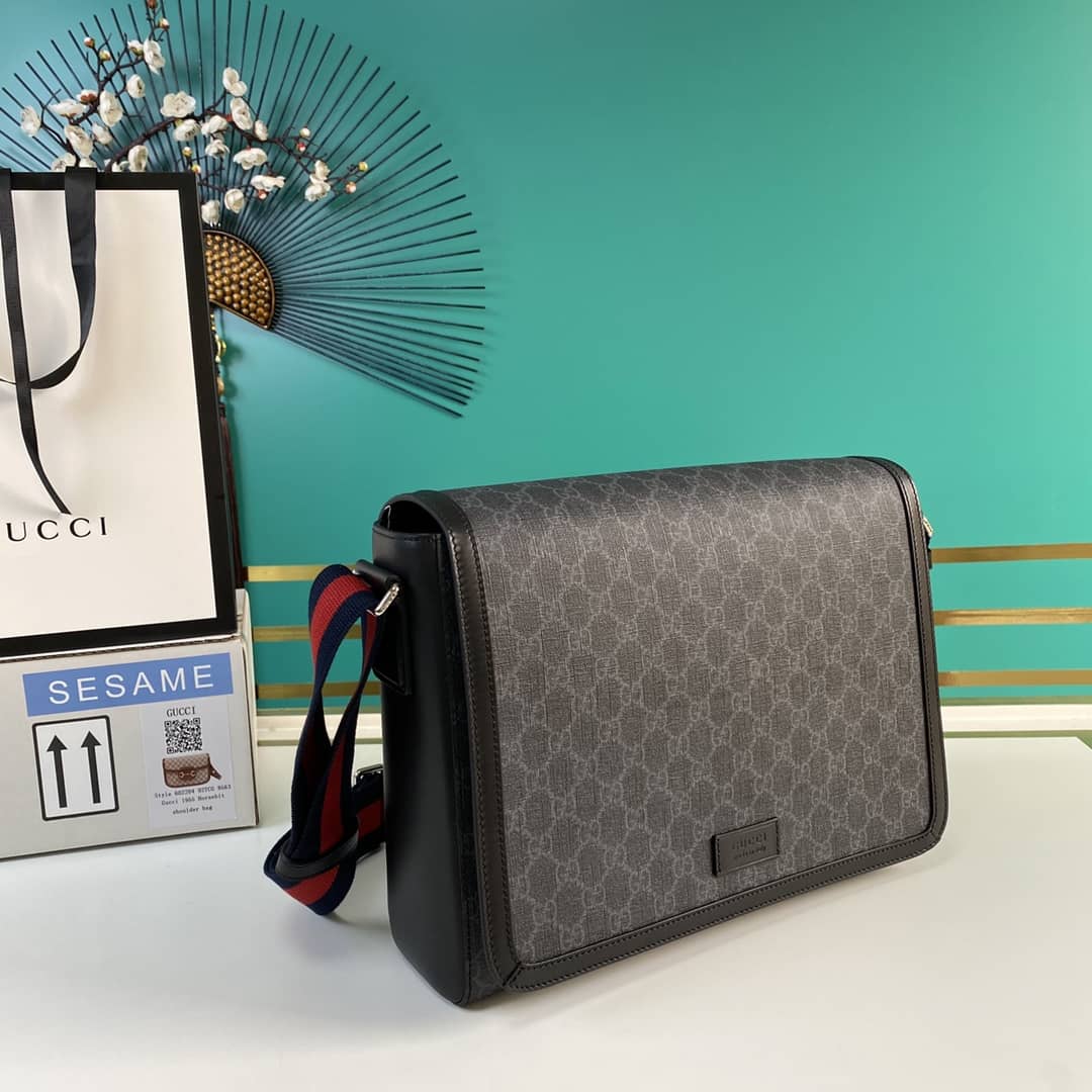 Gucci Courier GG Supreme Shoulder Bag Replica 474138