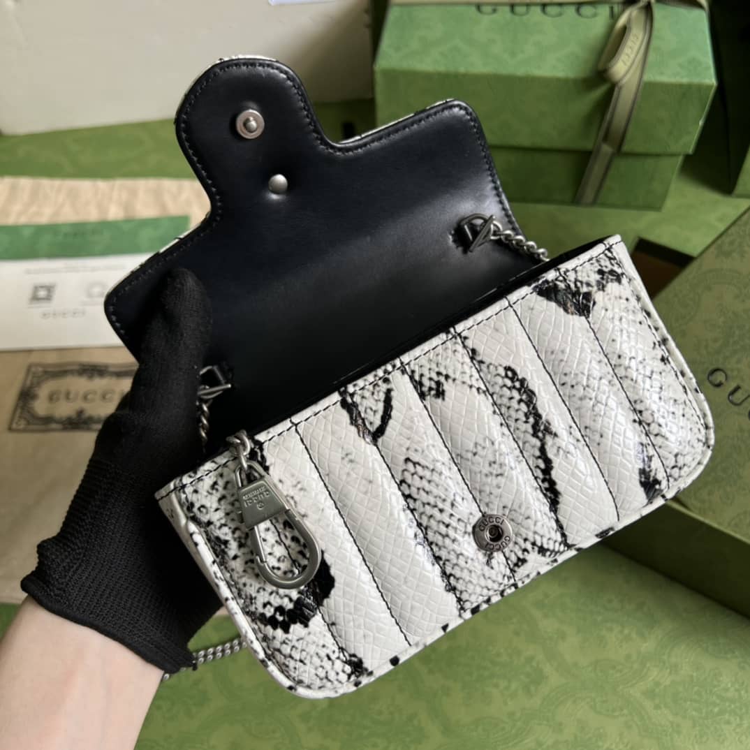 Gucci GG Marmont Quilting Super Mini 476433 Replica Crossbody Bag