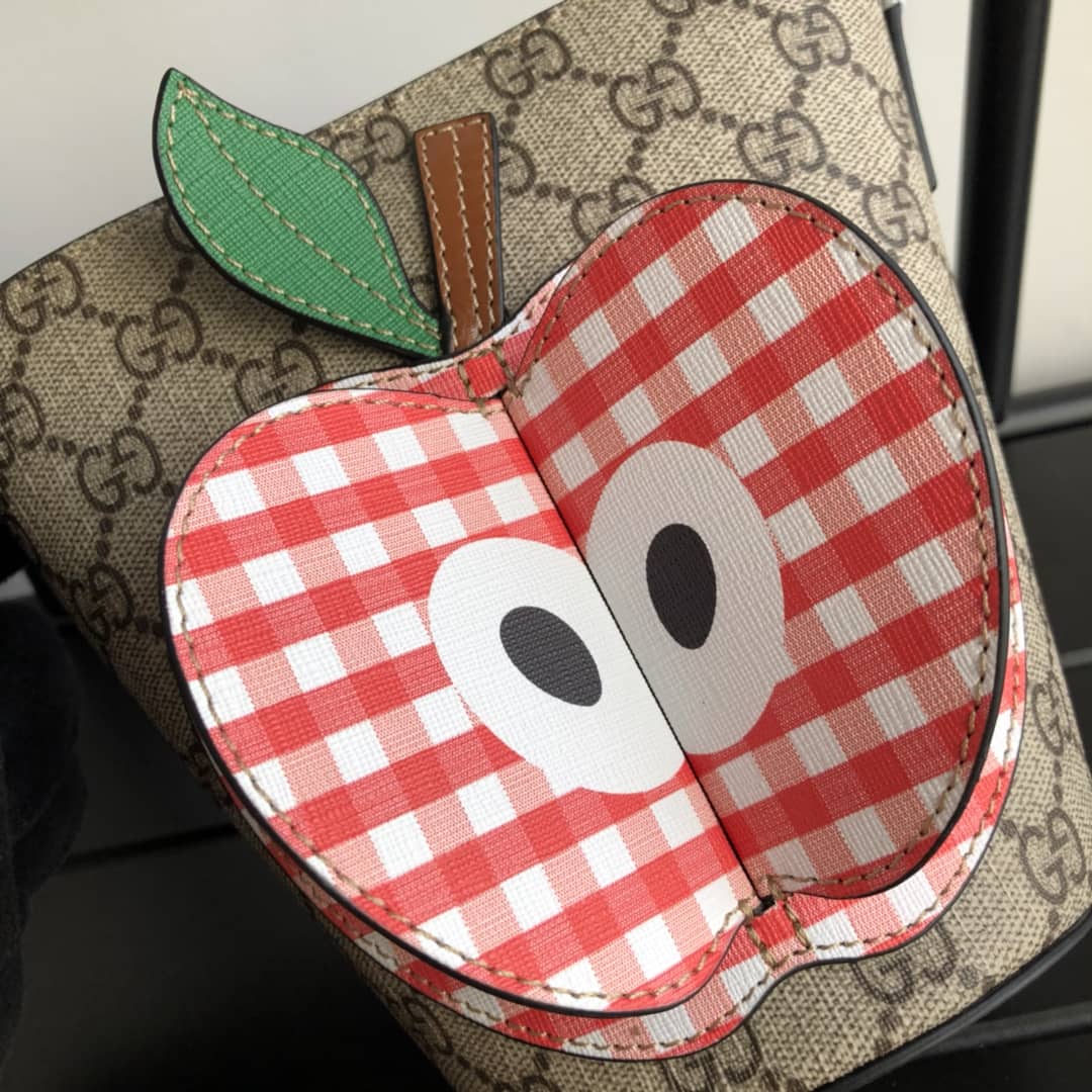 Gucci Kids GG Supreme Apple Bucket Bag Replica 653954