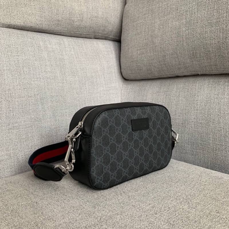 Gucci Supreme Canvas Camera Bag Replica Black 574886
