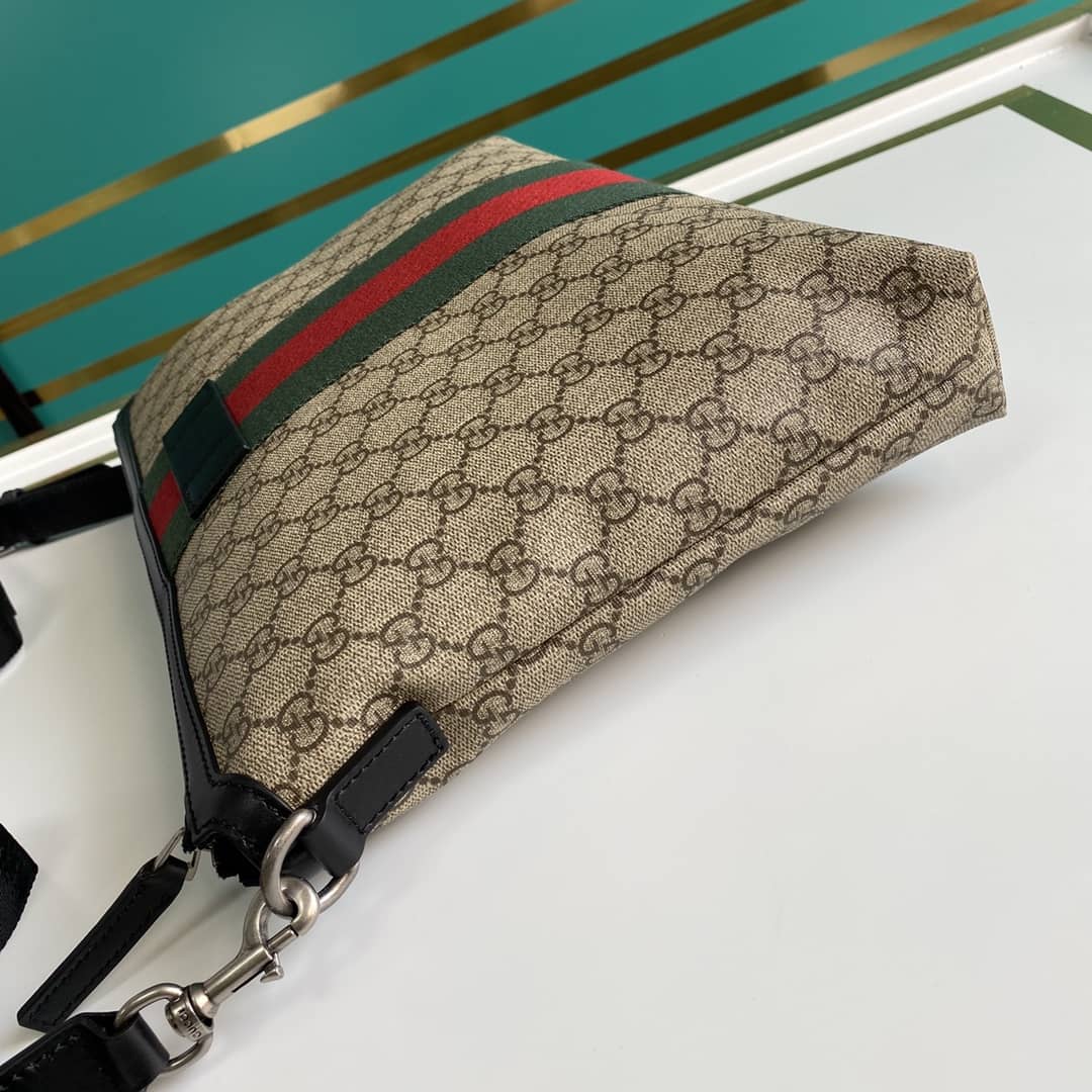 Gucci Supreme GG Messenger Bag Replica 523335