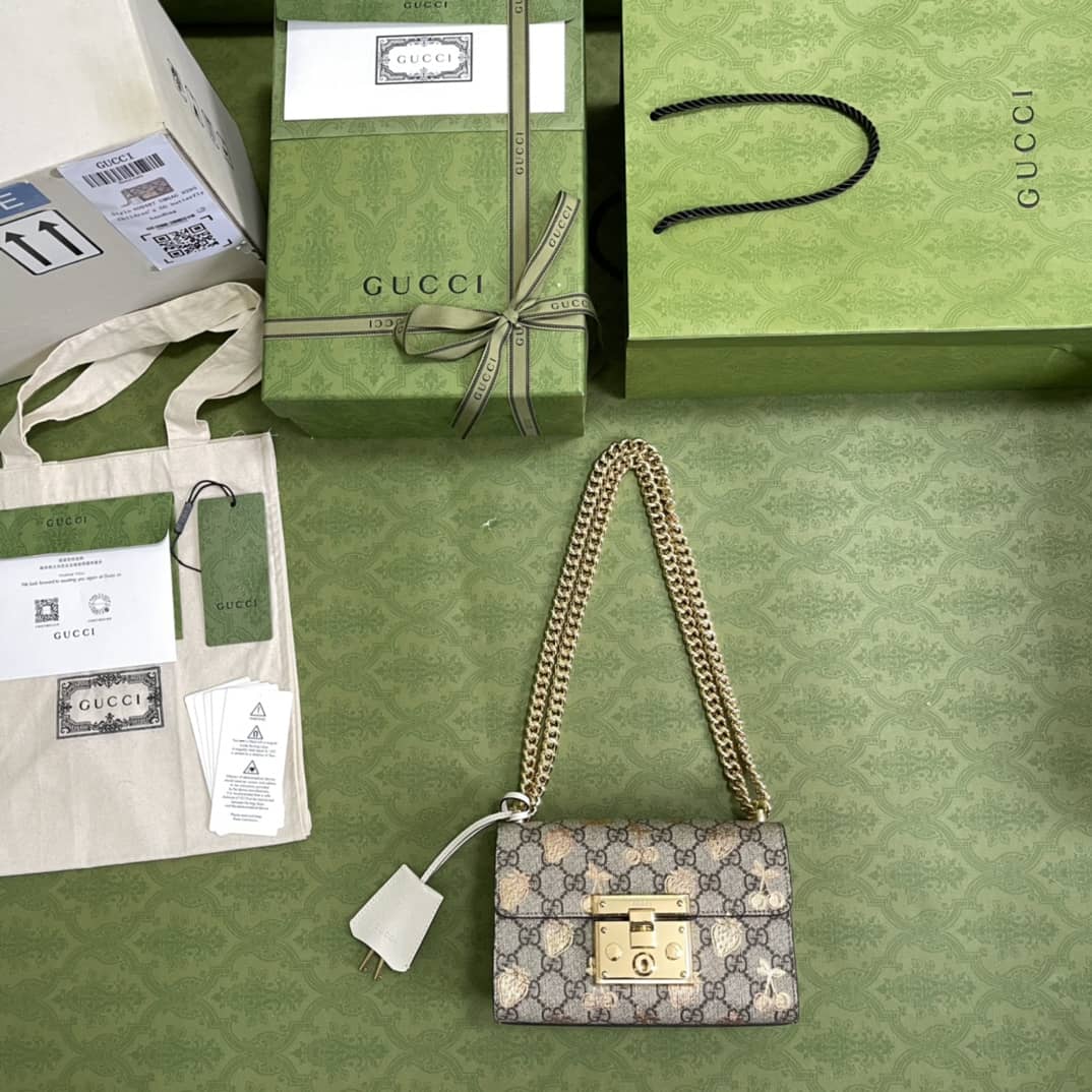Gucci Padlock GG Small Shoulder Bag Replica 409487