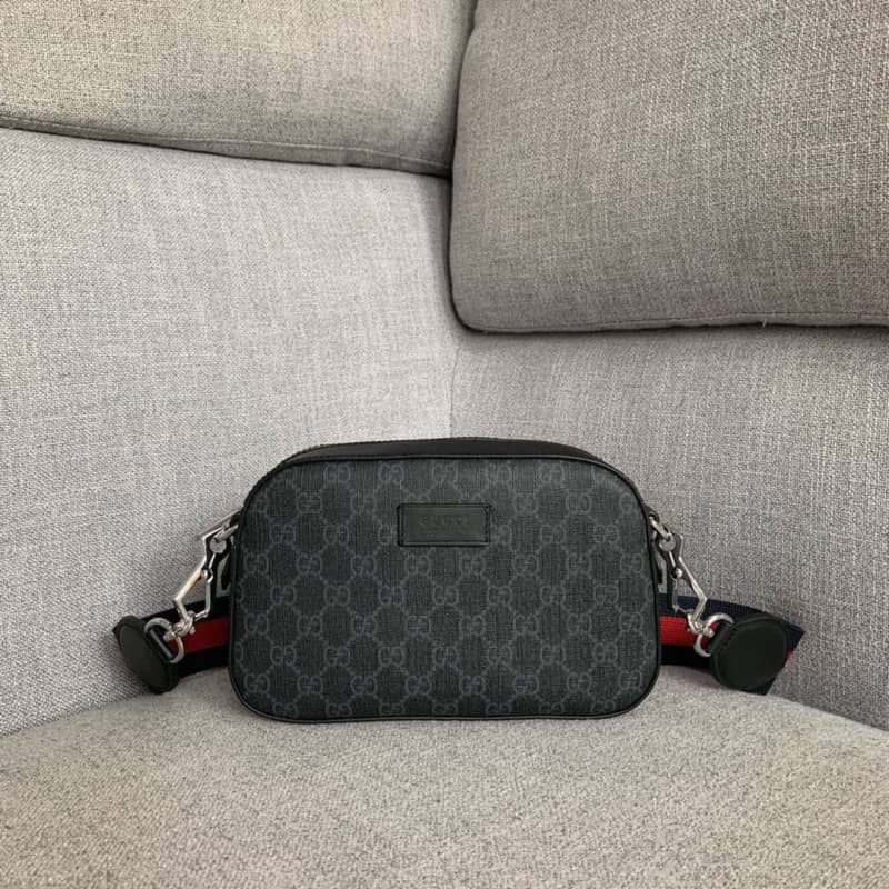 Gucci Supreme Canvas Camera Bag Replica Black 574886