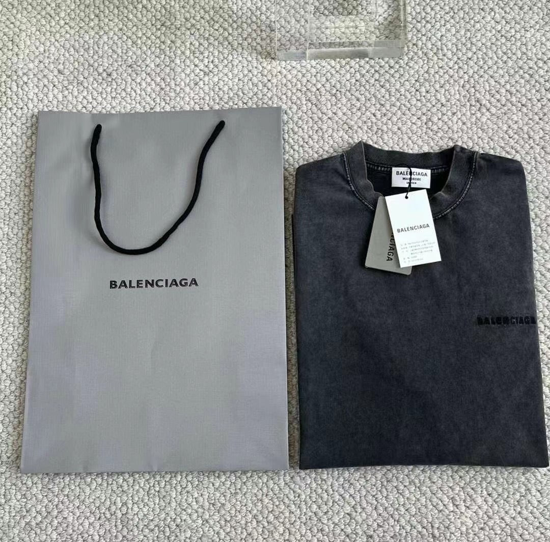 Balenciaga T-shirt