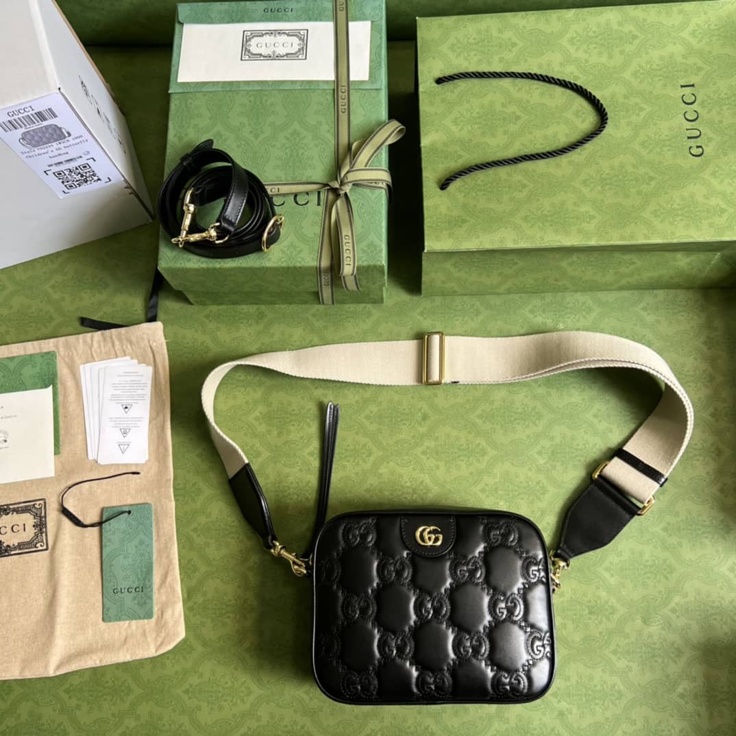 Gucci GG Matelassé Leather Shoulder Crossbody Handbag 702234 Replica
