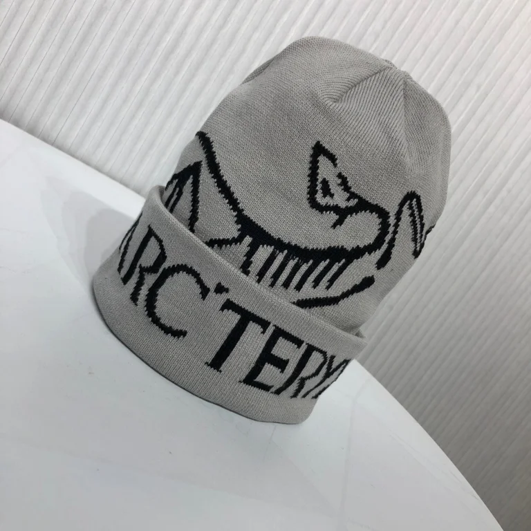 ARCTERYX  hat