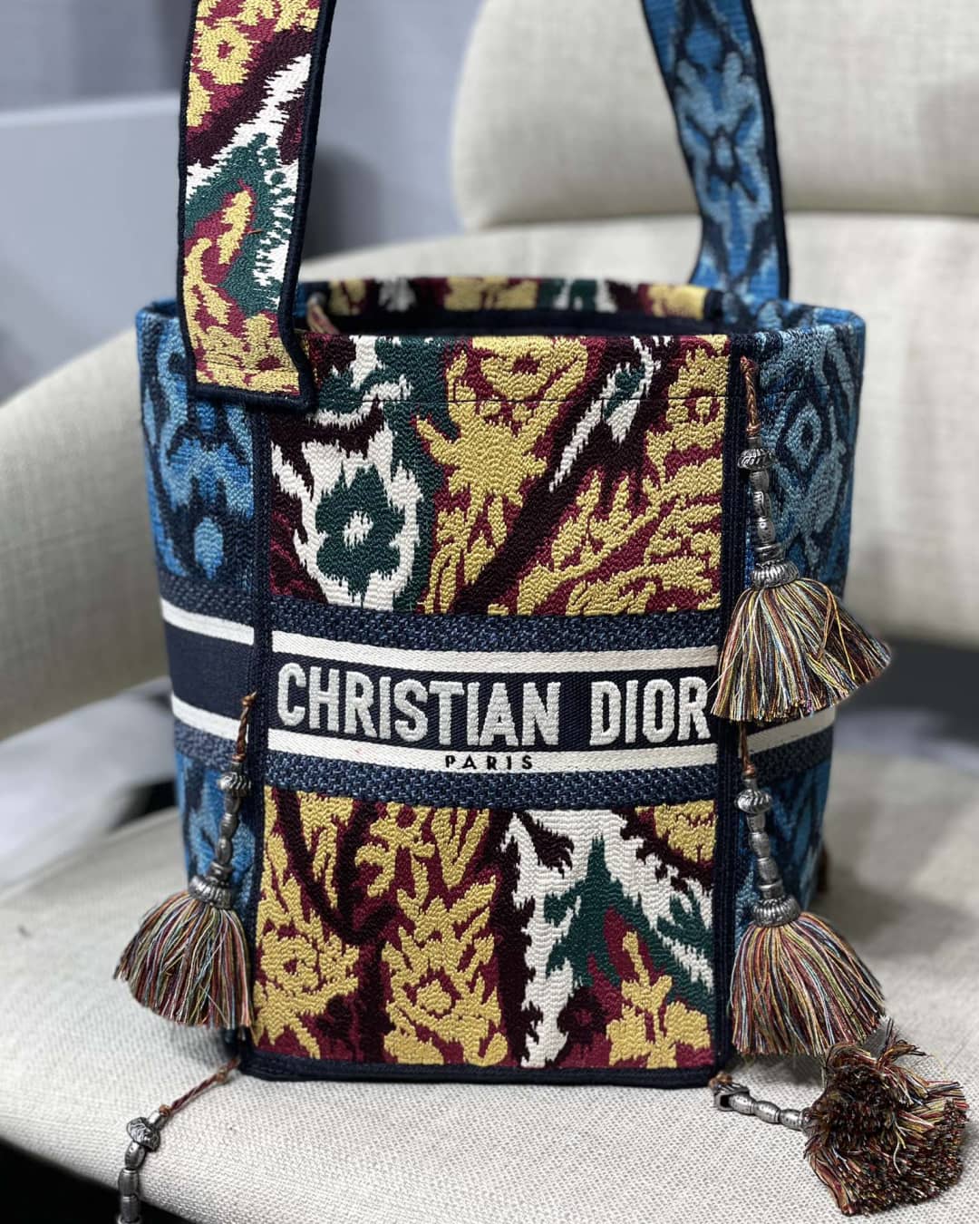 Christian Dior CD Bubble Embroidered Replica Bucket Bag