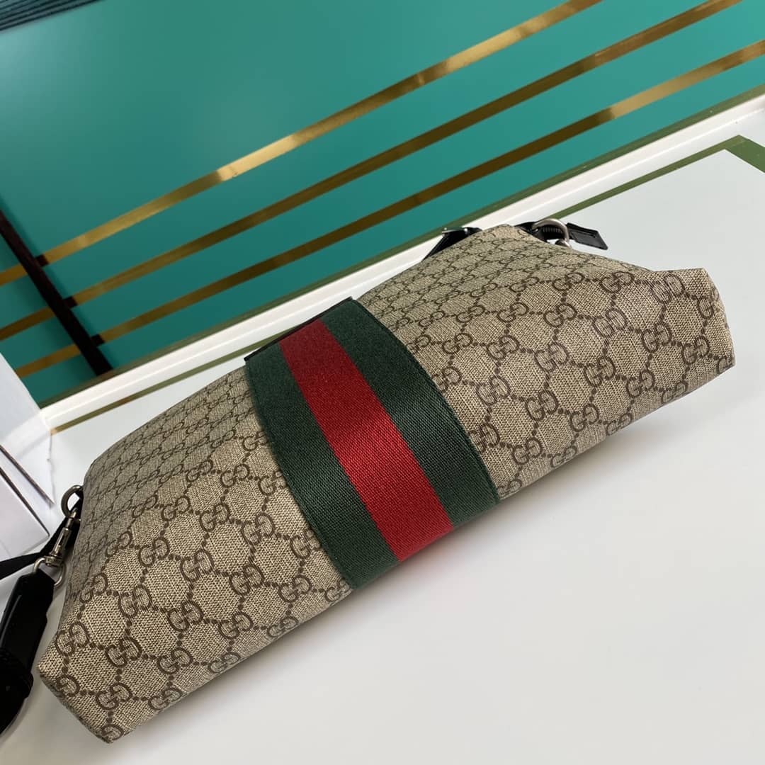 Gucci Supreme GG Messenger Bag Replica 523335