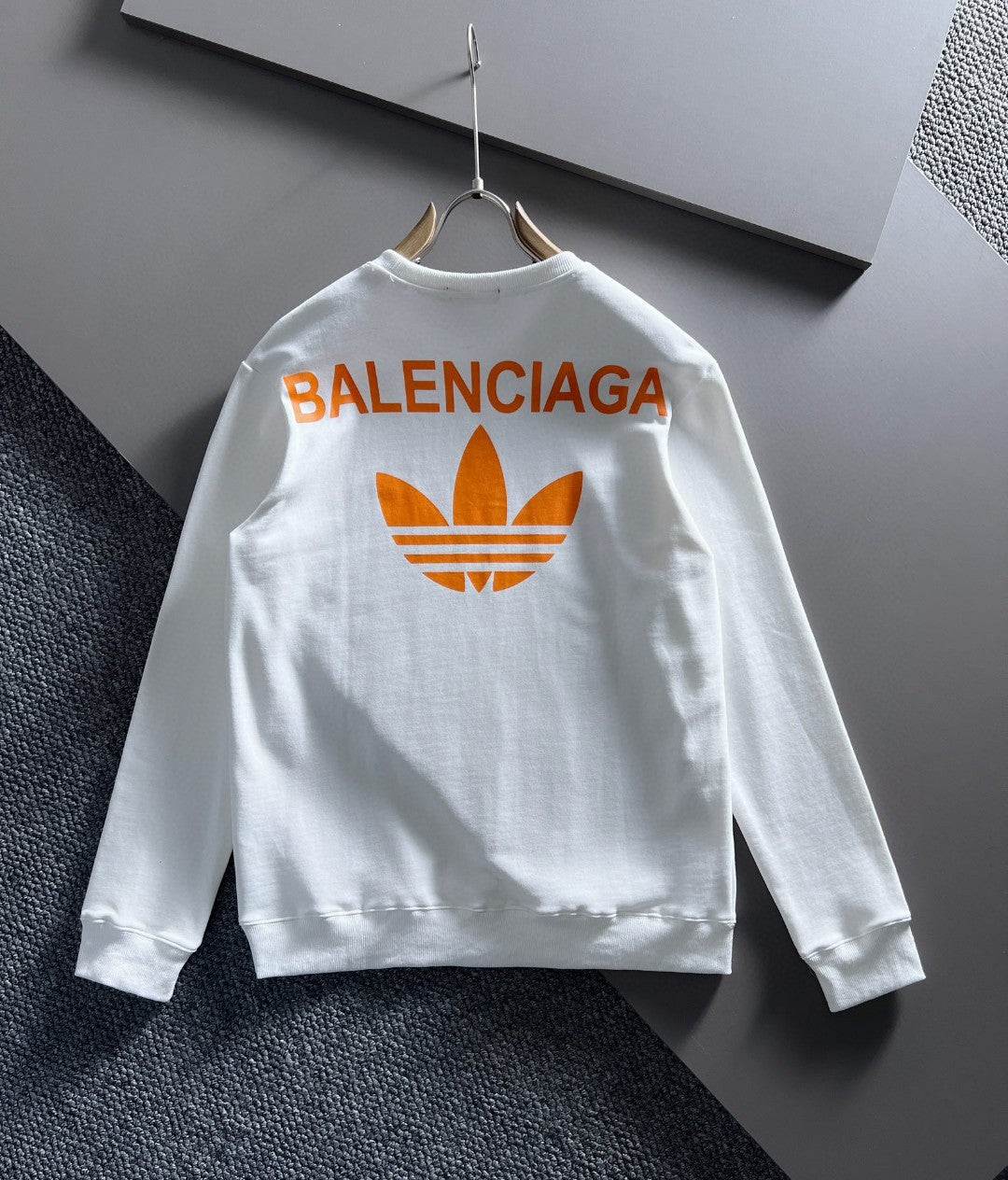 Balenciaga Sweatshirt