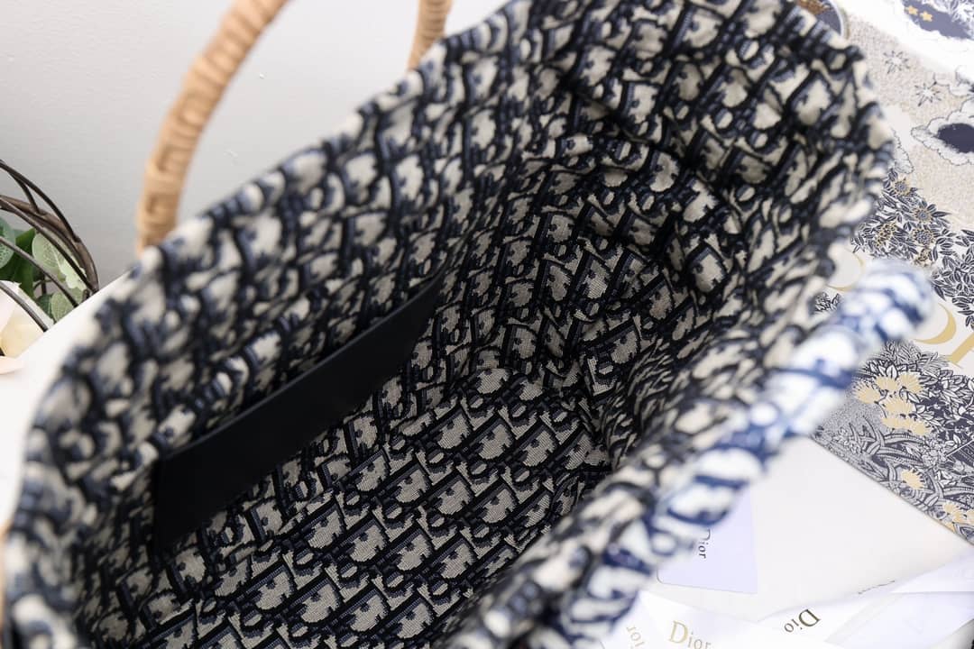 Christian Dior Wicker Bucket Bagblue Oblique