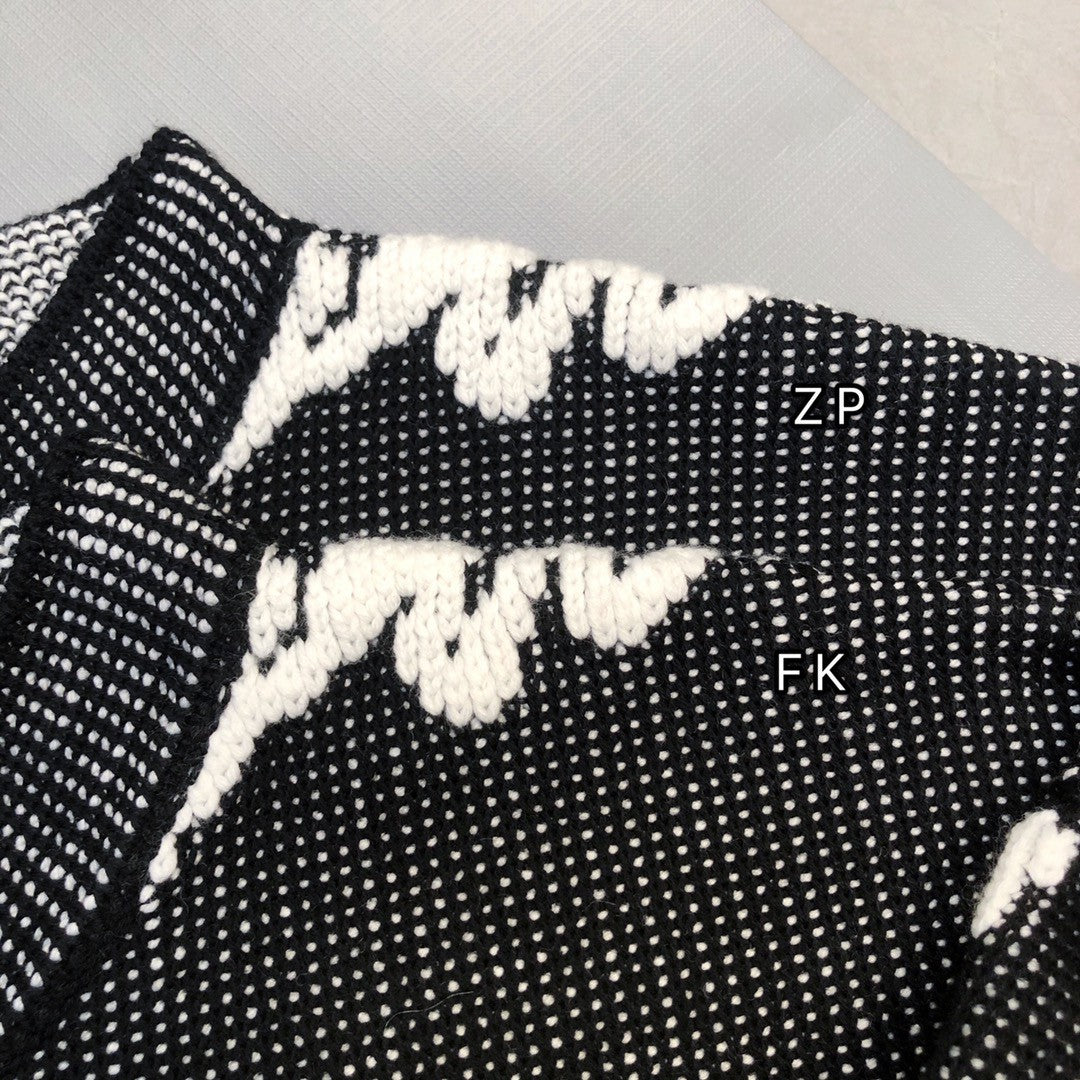 Balenciaga Sweater