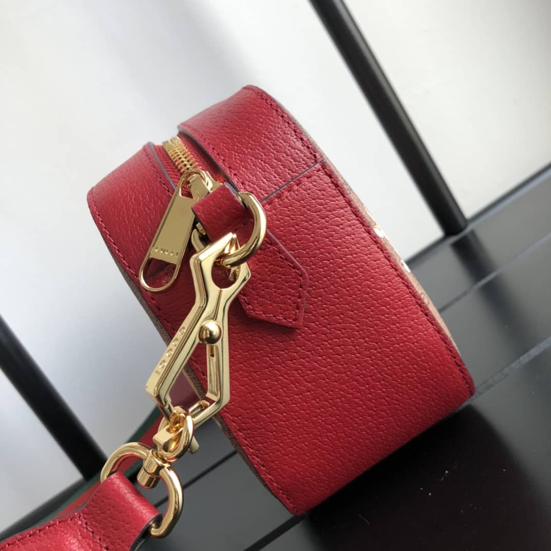Gucci Supreme Canvas Camera Bag Replica Red 574886