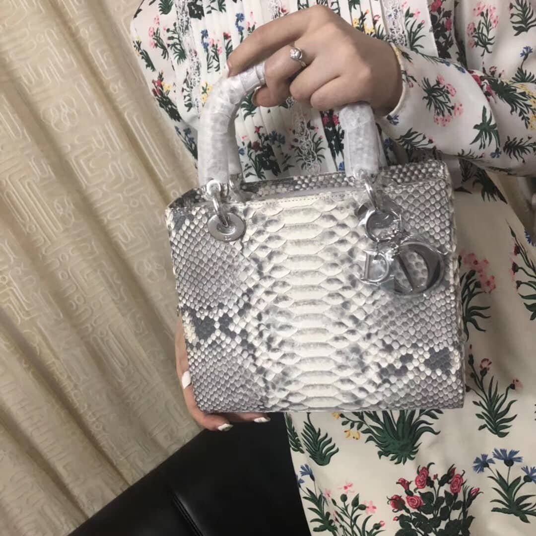 Christian Dior Lady Dior 24CM Replica Bag