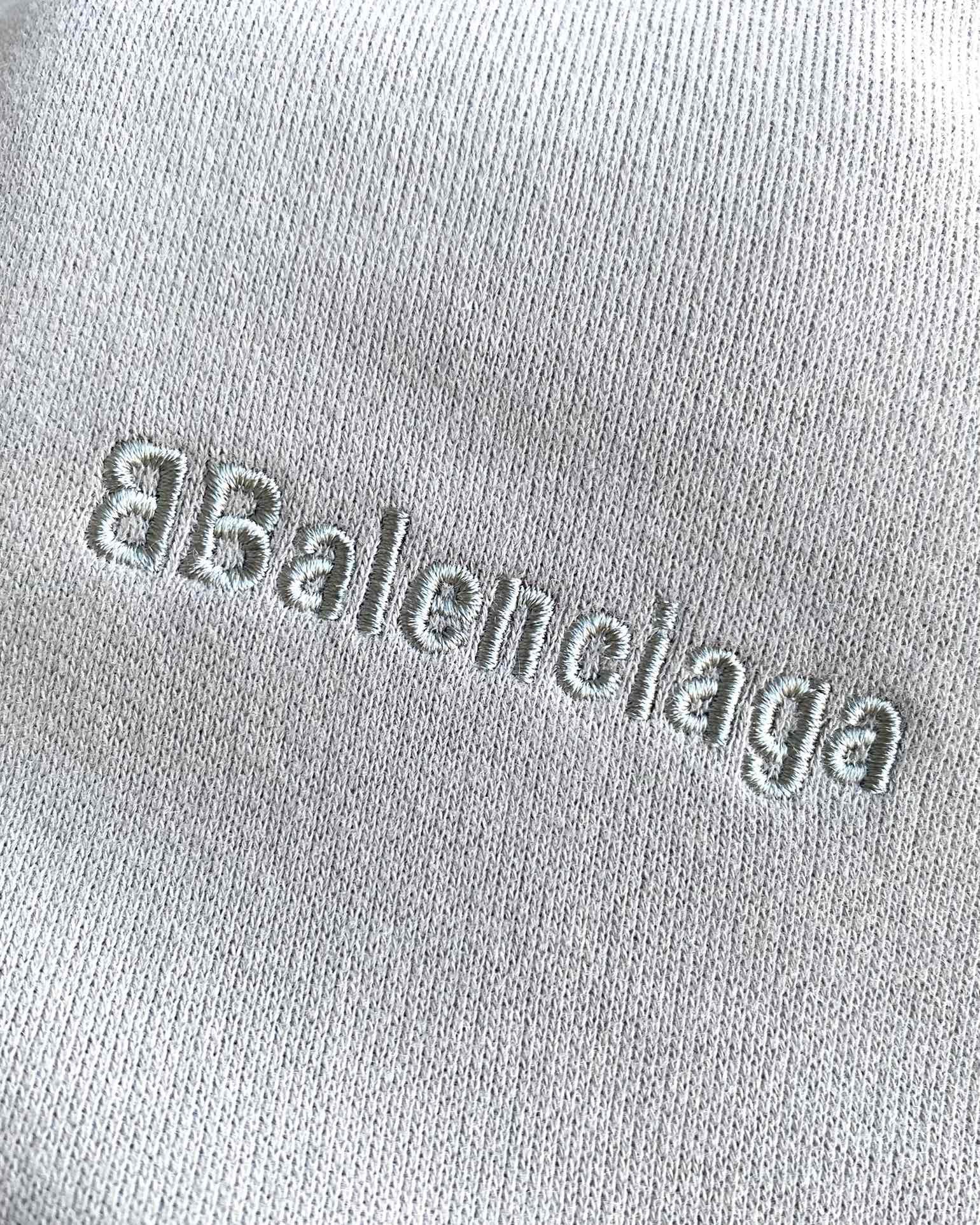 Balenciaga Sweatshirt