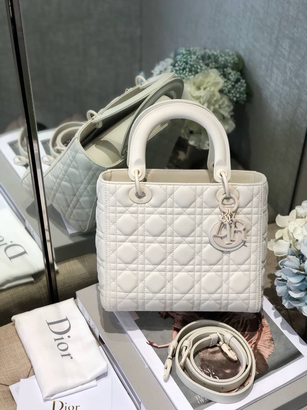 Christian Dior Lady Dior 24CM Replica Bag