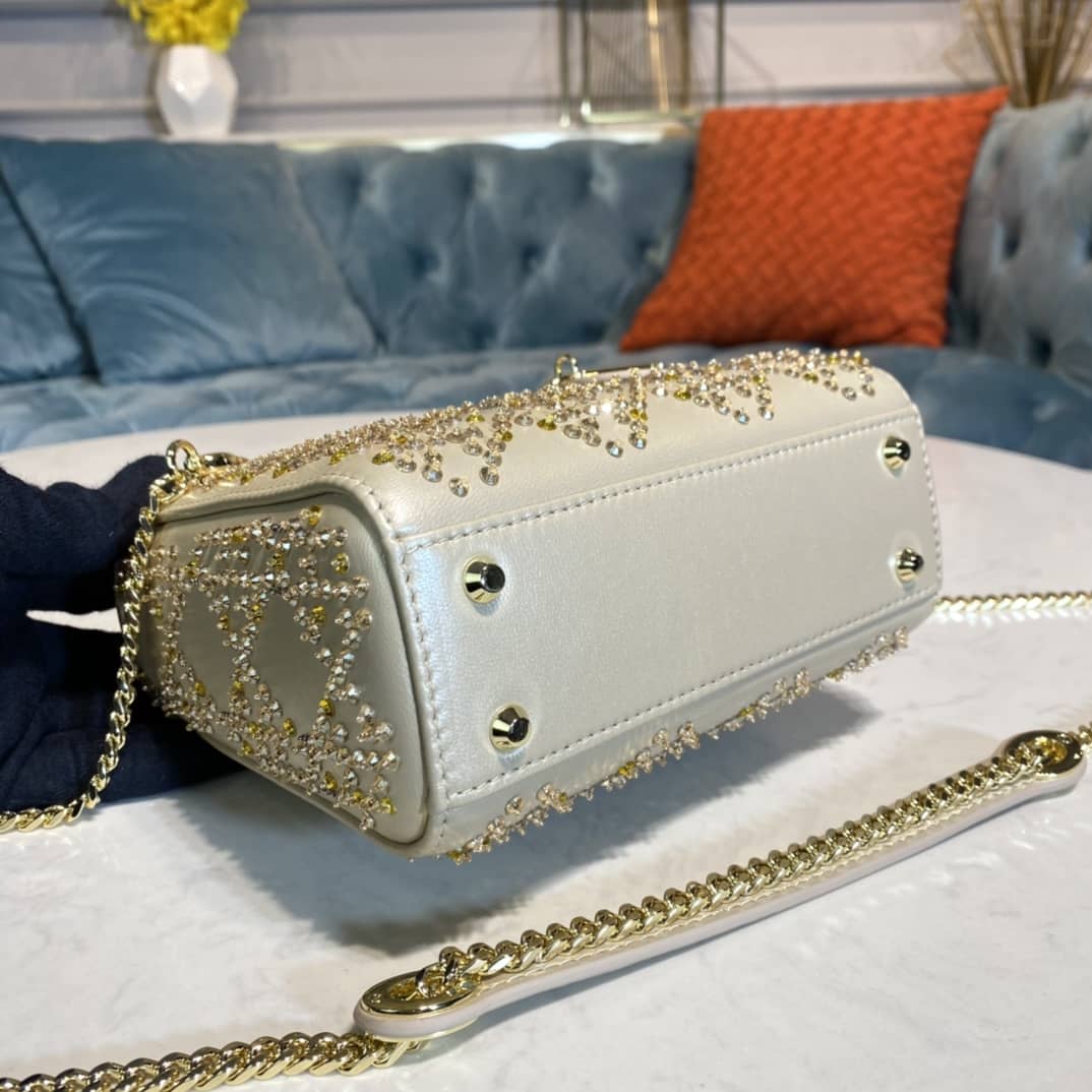 Christian Dior Lady Dior 17CM Replica Bag