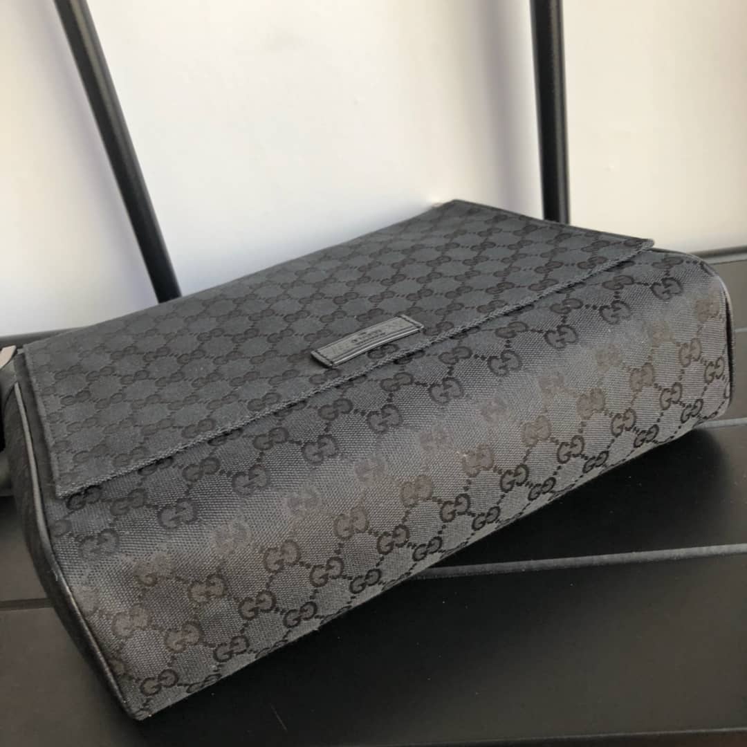 Gucci GG Canvas Messenger Bag Replica Black 146236