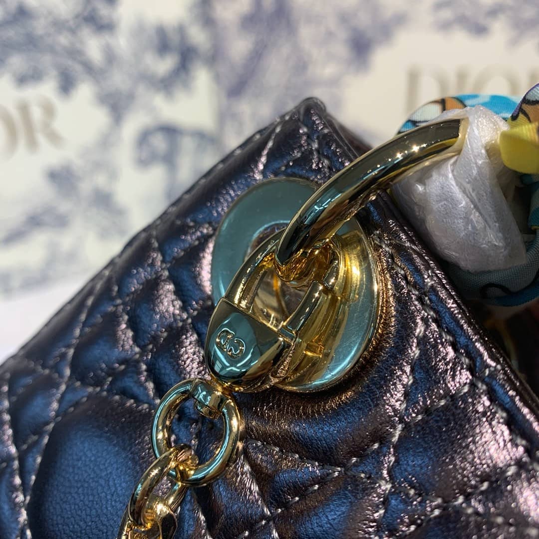 Christian Dior Lady Dior 17CM Replica Bag