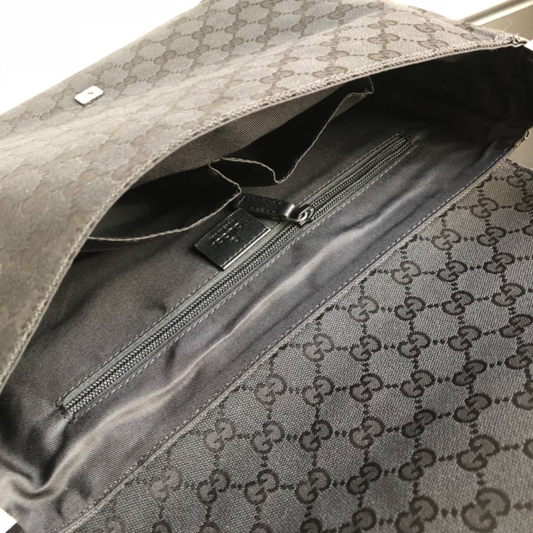 Gucci GG Canvas Messenger Bag Replica Black 146236